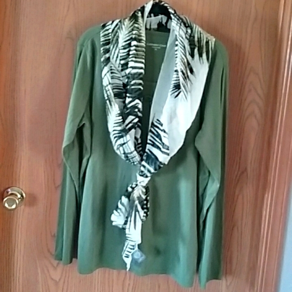 Cold Water Creek top - Picture 4 of 7